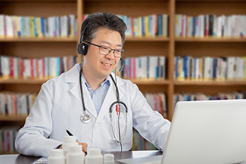 telemedicine-physician-laptop